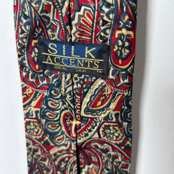 Silk Accents Men’s Neck Tie 4” Maroon Blue Beige Paisley 100% Silk Necktie USA - Picture 9 of 10
